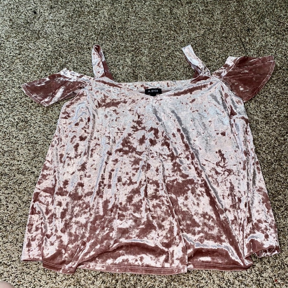 Crushed Velvet Off-The-Shoulder Tank 💕